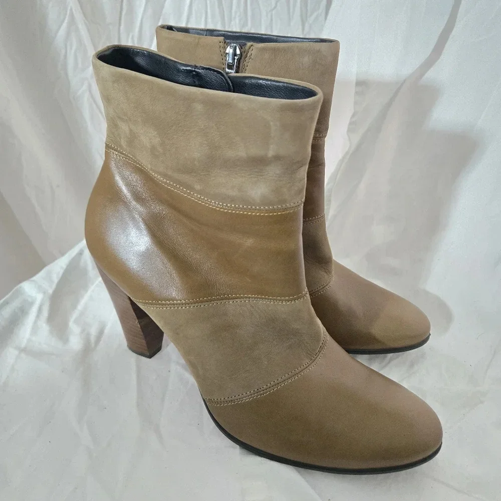 Ecco Ankle Booties - Picture 3 of 12
